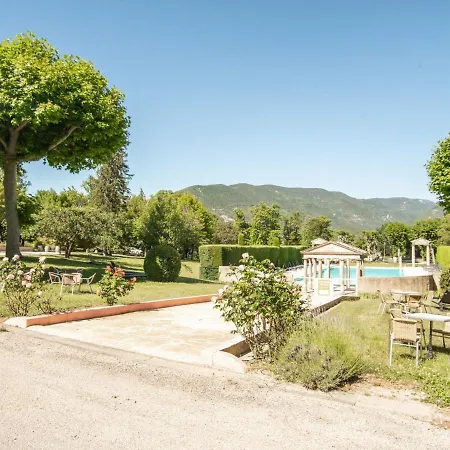 With Pool In Garden Park Naer By Spas شقة مونتبرو - ليس بينز